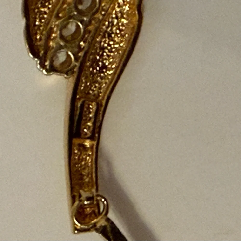 VINTAGE KOREA BRACELET GOLD PLATE RHINESTONE 6.75”